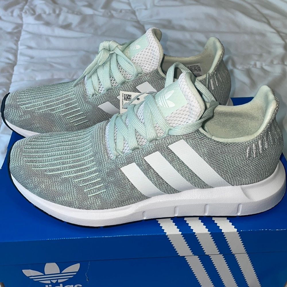 Adidas- Women’s Swift Run Dash Green